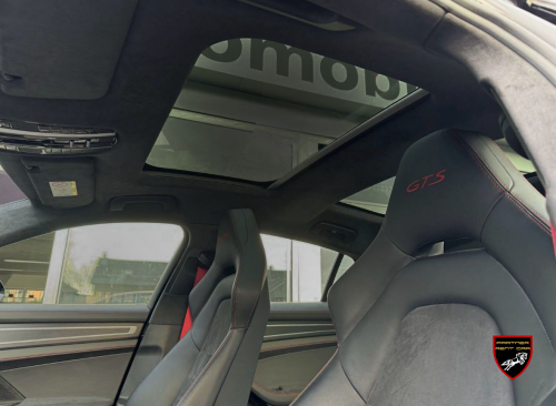 Porsche Panamera GTS poza 3
